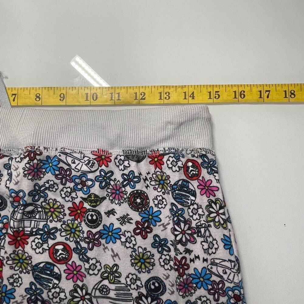 Vera Bradley Gray Star Wars Far Far Away Ditsy Jogger Pajama Pants Sz Small NWT - Picture 8 of 9